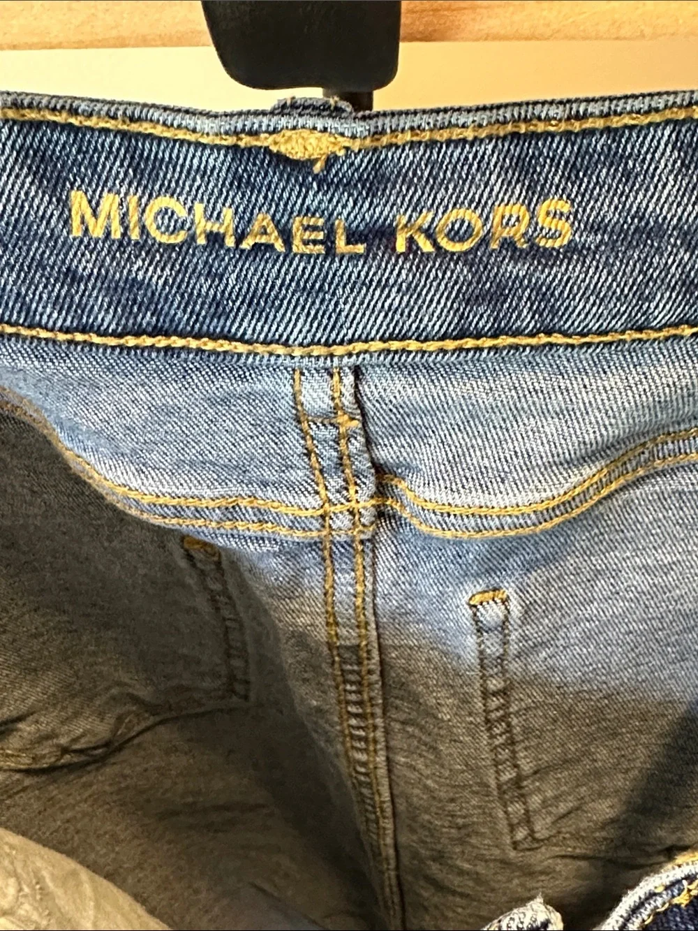 Michael Kors Mid-Length Denim Stretch Skirt in Blue Wash size 8